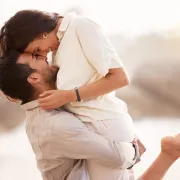 Ljubav bez granica: Kako održati bliskost u vezi na daljinu?