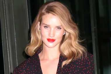 Utjelovljenje tihog luksuza: Obožavamo stil Rosie Huntington-Whiteley
