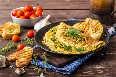 Kako napraviti savršen omlet? Recepti i trikovi za najukusniji obrok