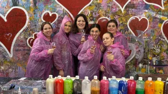 Šest žena se zabavilo i slikalo u 'The Art of Fun' studiju, a sada vodimo 10 čitateljica u ludi provod