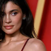 Kylie Jenner ima novi parfem: Senzualne note kruške i vanilije u prvom su planu