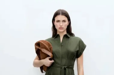 Košulja-haljine za posao i svaki dan – modeli koje vrijedi imati