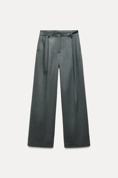 Od trapera do lepršavih tkanina: Zara ima stylish komplete