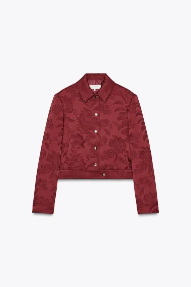 Od trapera do lepršavih tkanina: Zara ima stylish komplete