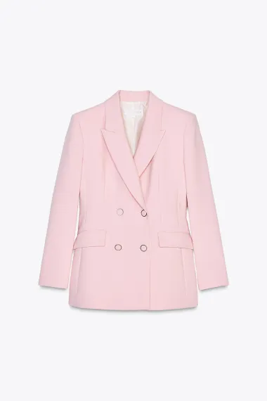 Od trapera do lepršavih tkanina: Zara ima stylish komplete