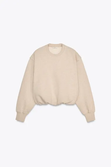 Od trapera do lepršavih tkanina: Zara ima stylish komplete