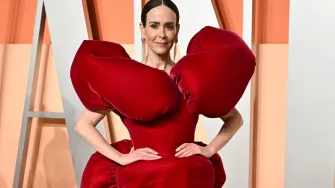 Sarah Paulson u neobičnoj crvenoj haljini izgledala je poput velikog balona