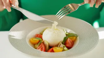 Burrata: Zašto ju volimo i kako ju pripremiti? Imamo 9 fantastičnih recepata
