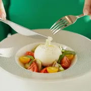 Burrata: Zašto ju volimo i kako ju pripremiti? Imamo 9 fantastičnih recepata