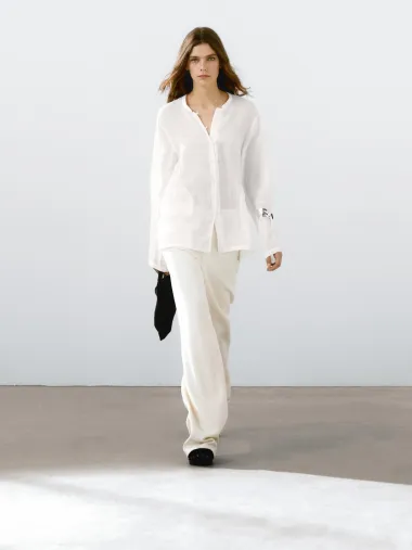 Bijela košulja - svestrani klasik koji pristaje uz svaki look