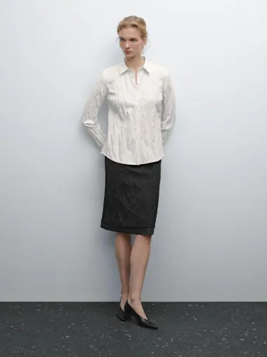 Bijela košulja - svestrani klasik koji pristaje uz svaki look