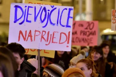 Deveti 'Noćni marš': Danas se maršira pod sloganom 'Feminizam nema granica'