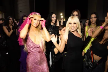 Donatella Versace nakon 27 godina prepušta kreativno vodstvo Dariu Vitaleu
