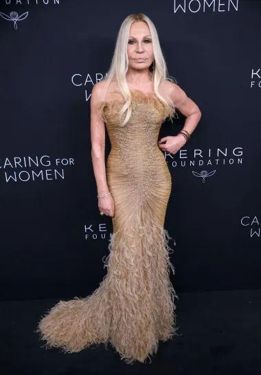 Donatella Versace nakon 27 godina prepušta kreativno vodstvo Dariu Vitaleu