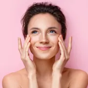 Najbolje micelarne vode koje beauty entuzijasti obožavaju