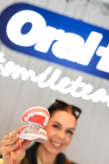 Nova era dentalne higijene – stigla je Oral-B iO2 električna četkica za zube