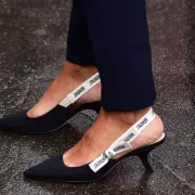 Cipele s potpeticama za svaki dan - udobnost i stil u savr&scaron;enom spoju