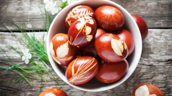 Bojanje jaja za Uskrs: Kreativne ideje koje će odu&scaron;eviti cijelu obitelj