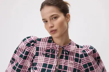 Raskošna bluza najpopularniji je komad ovo proljeće
