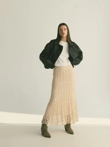 Čipkaste suknje boho stila osvojile su modne piste i ulice