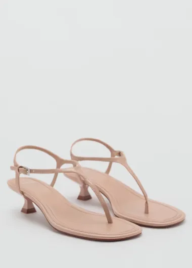 Sandale s niskim i udobnim potpeticama - elegantni modeli za svaki dan