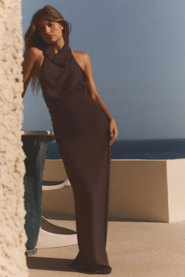 Ljeto u znaku dugih haljina – Zara donosi najbolje modele