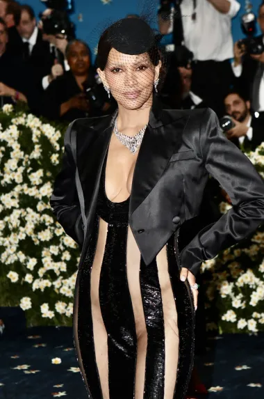 Prozirno i provokativno: Halle Berry u neočekivanom izdanju na Met Gali