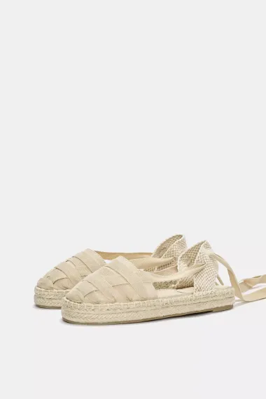 Top modeli sezone: Espadrile i špagerice koje pristaju svakom stilu