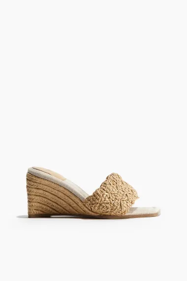 Top modeli sezone: Espadrile i špagerice koje pristaju svakom stilu