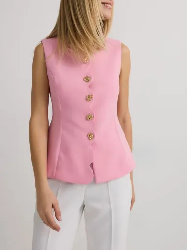 Prsluk umjesto topa? Apsolutno da – donosimo i high street favorite