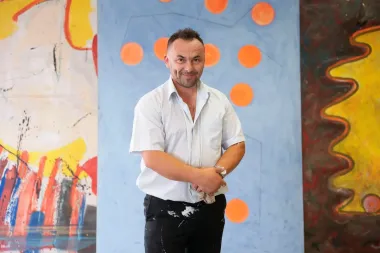 U svojem slikarstvu Kljun se koristi širokom paletom boja, eklektičnim kolorističkim potezima i formom i sadržajem na platnu
