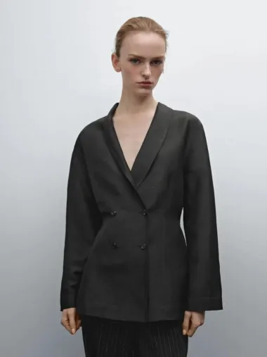 Massimo Dutti ima snižene ljetne klasike koje vrijedi ugrabiti