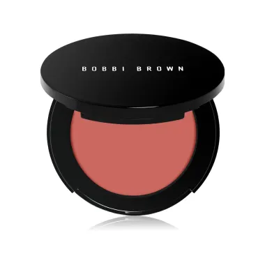 Kremasta rumenila: Ljetni beauty must-have za prirodan sjaj i svjež izgled