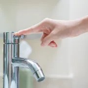 Pametnije s vodom: 10 jednostavnih načina kako uštedjeti vodu u svom domu