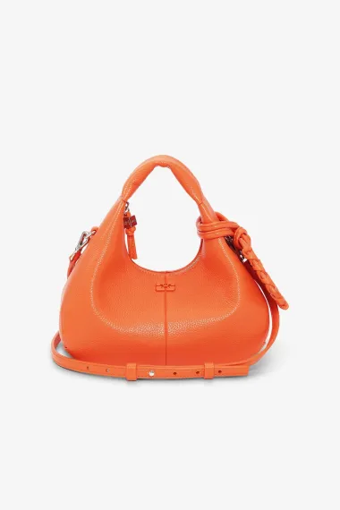 Nova IT torba ljeta: Ganni Mini Hobo osvaja sve trendseterice
