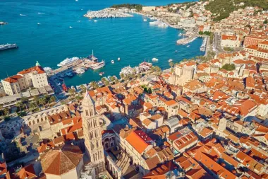 Split: Vodič kroz grad u kojem povijest diše punim plućima