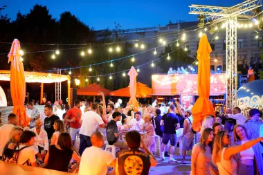 Najljepši zalazak u gradu: Zagreb slavio ljeto na Aperol 'Turn on The Sunset' pop-up događaju