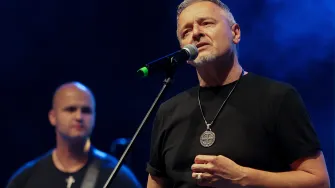 Samo je ljubav tajna dvaju svjetova: Najljepše ljubavne pjesme Marka Perkovića Thompsona