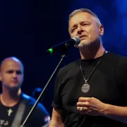 Samo je ljubav tajna dvaju svjetova: Najljepše ljubavne pjesme Marka Perkovića Thompsona