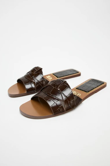 Trendseterice ih obožavaju: I ovog ljeta nosimo sandale inspirirane kultnim Hermes modelima