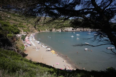 Skrivene oaze: 10 jadranskih plaža koje morate posjetiti ovog ljeta