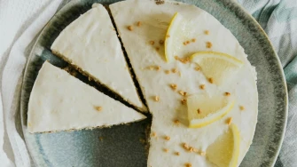 Idealna ljetna poslastica - jednostavan recept za cheesecake od limuna bez pečenja
