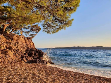 Rajske obale podno Biokova: Otkrijte najljepše plaže Makarske rivijere