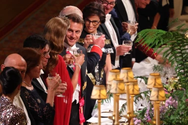 Emmanuel Macron namignuo princezi Kate i ukrao show u Windsoru