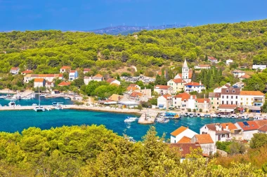7 hrvatskih otoka kao stvorenih za bijeg od svakodnevice