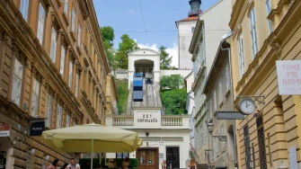 Kafići s najljepšim terasama u Zagrebu koje moraš posjetiti ovog ljeta