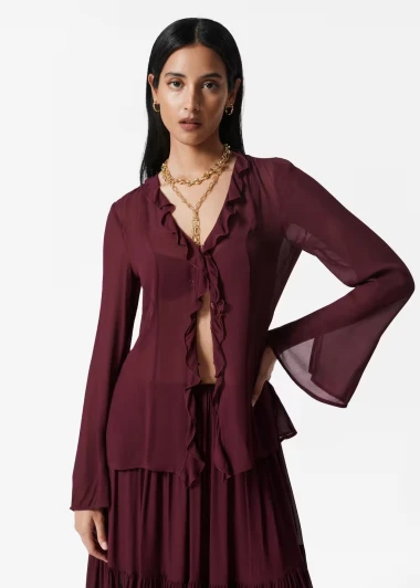 Lepršave i ženstvene boho bluze hit su ovo ljeto jer podižu svaku kombinaciju