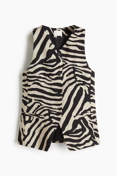 Prsluci su must-have: Chic komad koji podiže svaki outfit