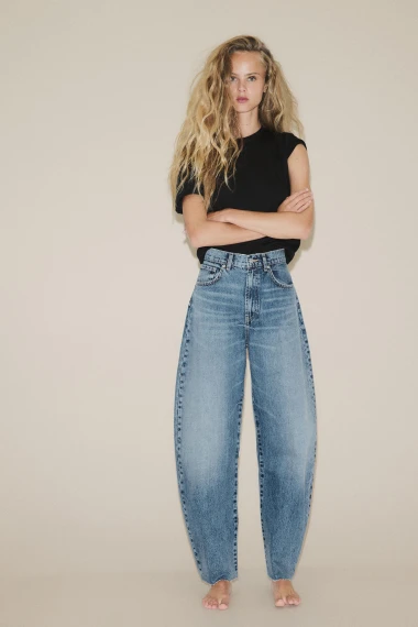 Vraćaju se barrel jeans - znamo gdje već sada pronaći najbolje modele