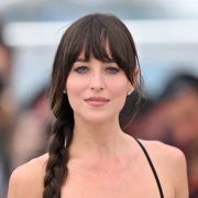 Najljepše šiške slavnih dama - od Taylor Swift do Dakote Johnson